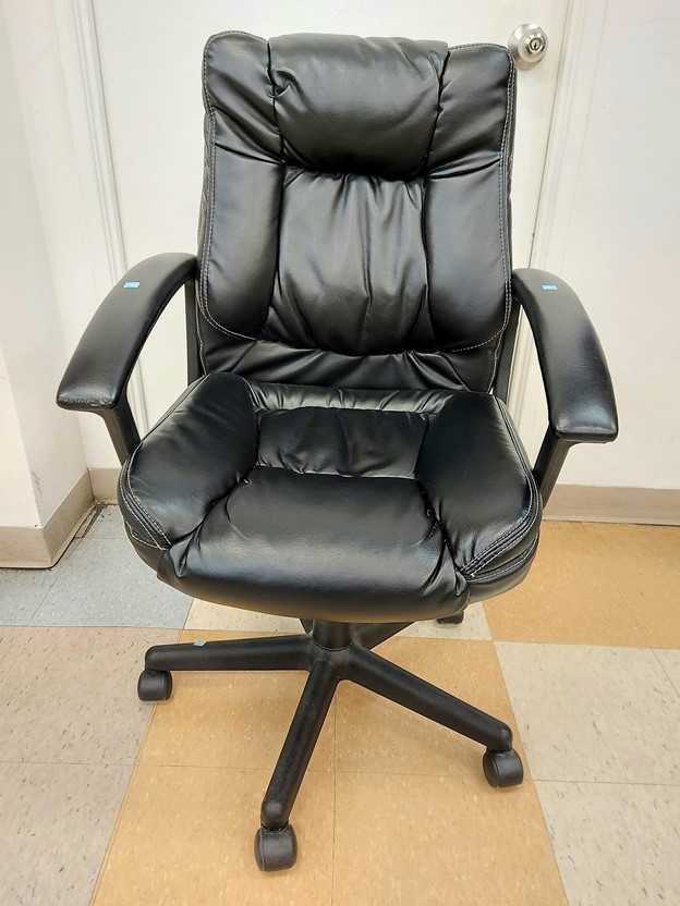 Thrifted office chair