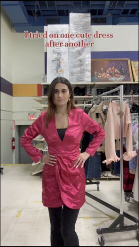 Pre-loved Pieces #Thrifted #Tryon Haul for #ValentinesDay | Camille trying on pink dress
