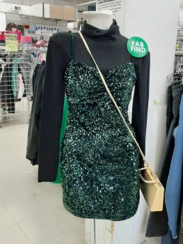 OOTD Emerald Dress Black Turtleneck Combo